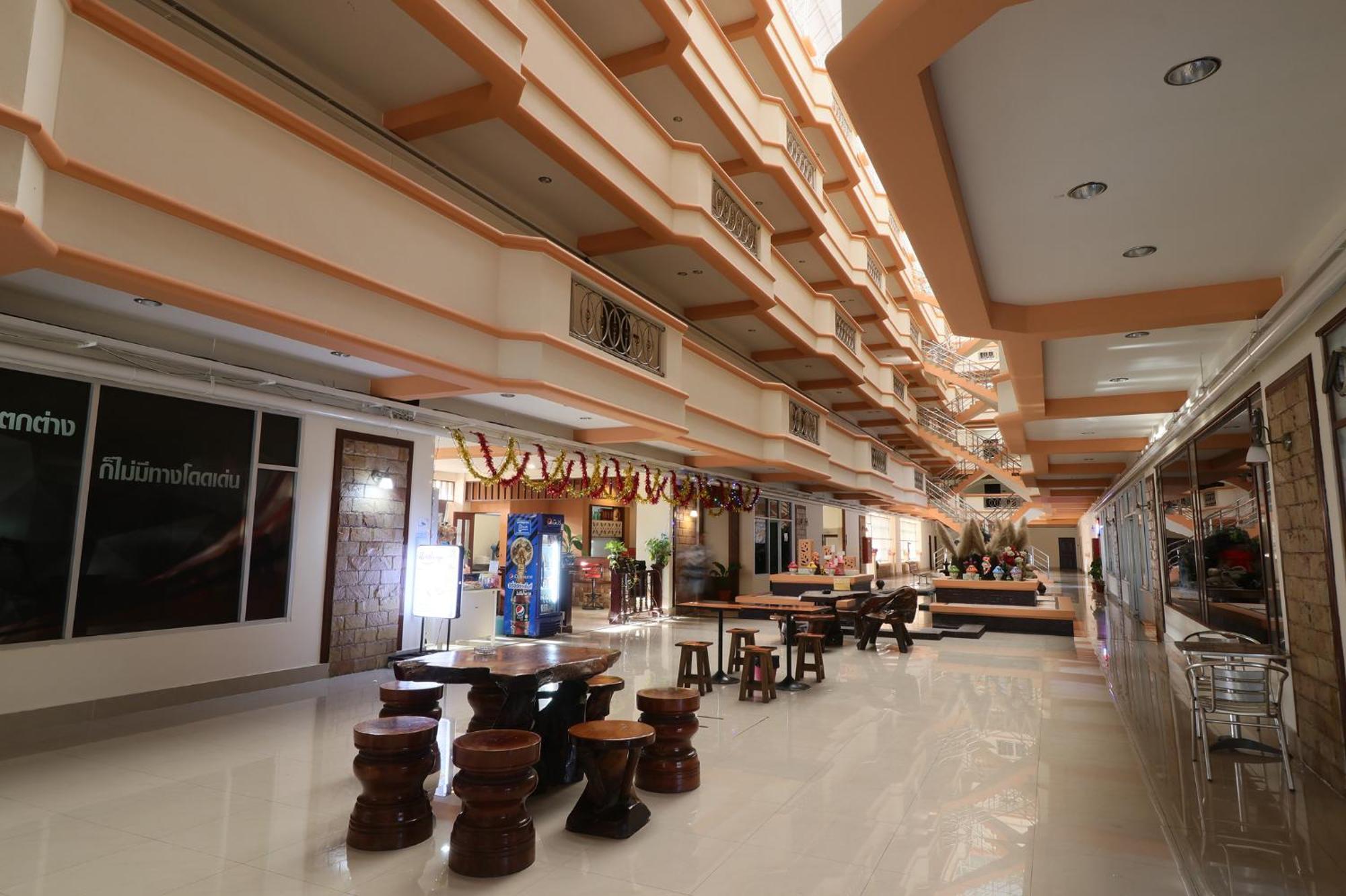 Wangburapa Grand Hat Yai Eksteriør billede